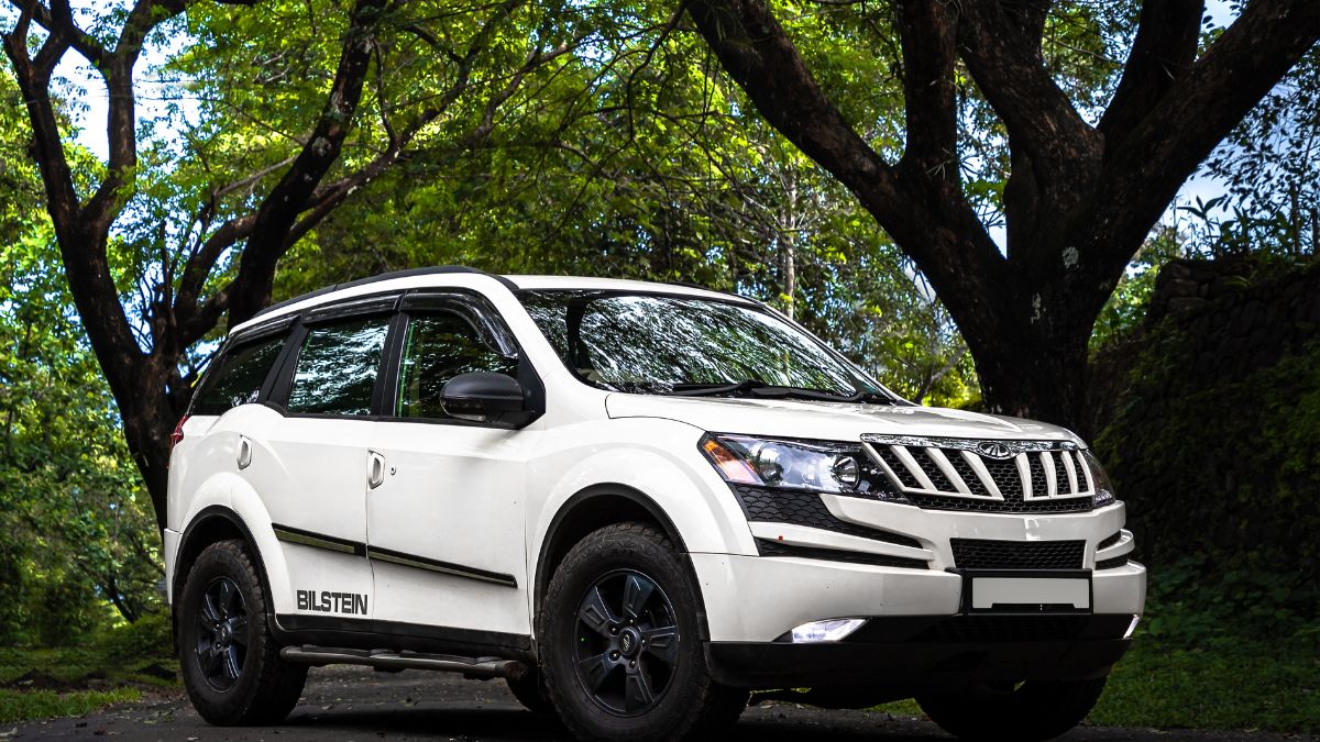 Mahindra Offers Discounts Of Up To Rs 75,000 On Bolero, XUV300, Marazzo